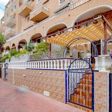 Апартаменты 2 Bedroom Amazing In *