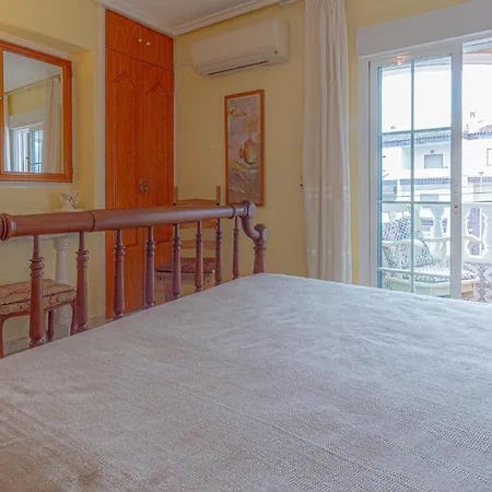 2 Bedroom Amazing In * Торевьиа