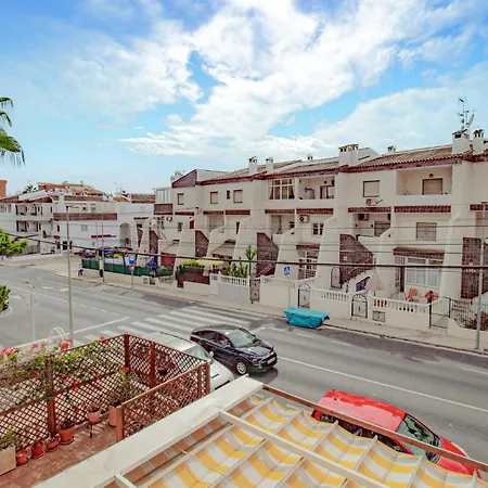 2 Bedroom Amazing In Apartment *