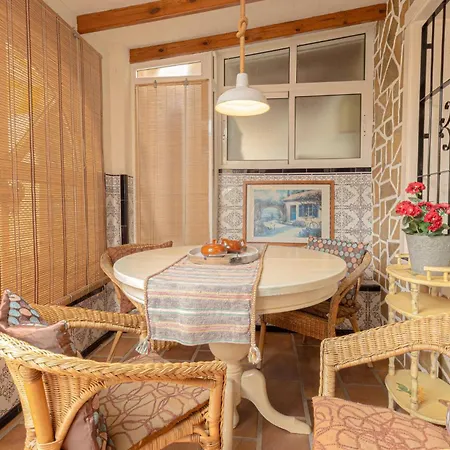 Apartment 2 Bedroom Amazing In Torrevieja